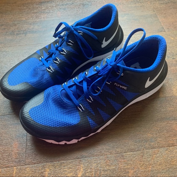 Limited Edition Nike x Duke Flywires - Picture 4 of 7